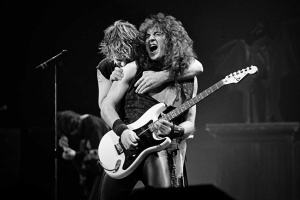 Jake E. Lee sdílel poslední zprávu od Ozzyho