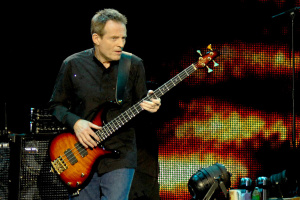 Basák LED ZEPPELIN John Paul Jones rozprodává své vybavení, není ani tak drahé