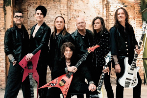 Nový singl HELLOWEEN je tady! Vzdává poctu Tokiu a předobjednávky na novinku jsou zahájeny!