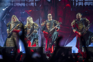 Foto: Velkolepá historická show SABATON v Ostravě