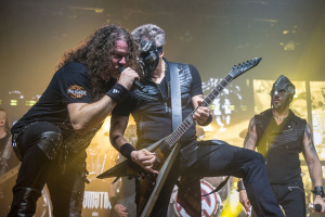 Nalaďte se na další koncerty ARAKAIN a DYMYTRY fotkami z Herálce!