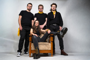 Naděje českého moderního rocku: zpěvačka NATTY přichází s novinkou „Jsem singl“