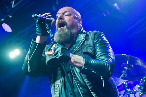 Paul Di'Anno vydá dvě znovu nahrané skladby IRON MAIDEN na novém kompilačním albu