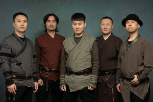 Březnový Spark uvádí NINE TREASURES: „Ta lehkost, kterou cítíš, je svoboda.“