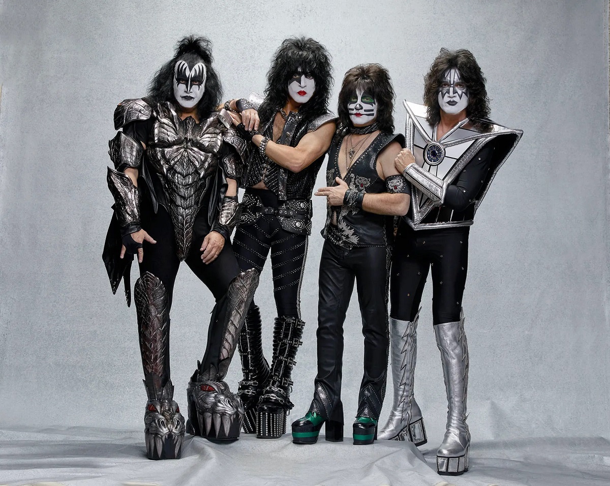 KISS sold their artist catalog and name to Swedish company Pophouse.  Big things are coming!