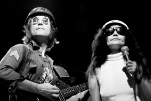 Power To The People: Jediné sólové vystoupení Johna Lennona a Yoko Ono míří do českých kin