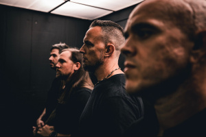 Mark Tremonti je v novém singlu sepjatý s přírodou