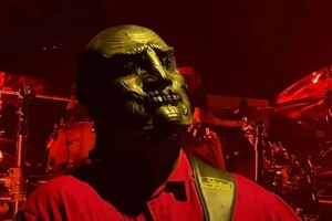 Basák SLIPKNOT Alessandro „VMan“ Venturella odtajnil svou novou masku