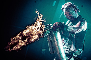 STAHLZEIT: Nejlepší RAMMSTEIN tribute míří do Česka s výroční show!