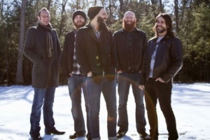 Poslouchejte: KILLSWITCH ENGAGE - "In Due Time"