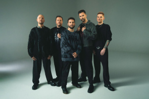 Nová pecka ELECTRIC CALLBOY je nečekaně temný mordor