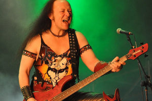 Zemřel Cronos, legendární hlas VENOM a průkopník extrémního metalu