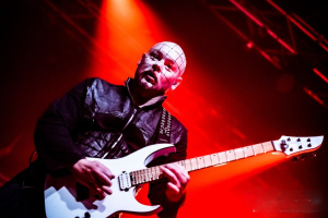 ASHOK dostal z CRADLE OF FILTH okamžitého padáka