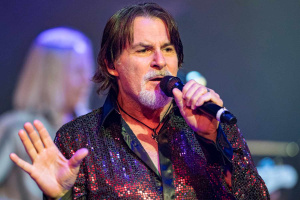 Zemřel zpěvák BOSTON Tommy DeCarlo