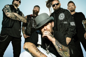 FIVE FINGER DEATH PUNCH lákají prvním bouřlivým singlem na novou desku