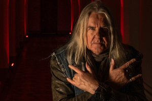 SAXON nevystoupí na festivalu Trutnoff Open Air, Biff Byford musí podstoupit chemoterapii