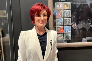 Charita ukončila spolupráci se Sharon Osbourne kvůli její podpoře protiimigračního hnutí