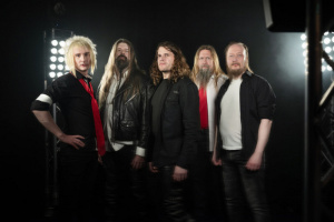 METAL DE FACTO se podruhé noří do japonské historie