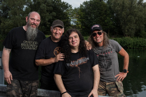 TANKARD znovu čepují klasiku: „The Beauty and the Beer“ vyjde v limitované reedici