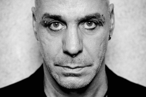 Till Lindemann láká na Masters of Rock novým songem