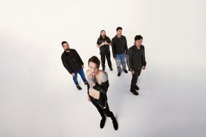 BEARTOOTH vstupují do nové éry s podporou Jordana Fishe