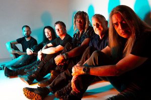 A-Z připomínají své nové album baladou o toxických vztazích