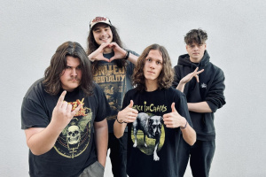 Dokonce i thrashmetaloví DESTROY! z Berouna vědí, že kázeň musí být